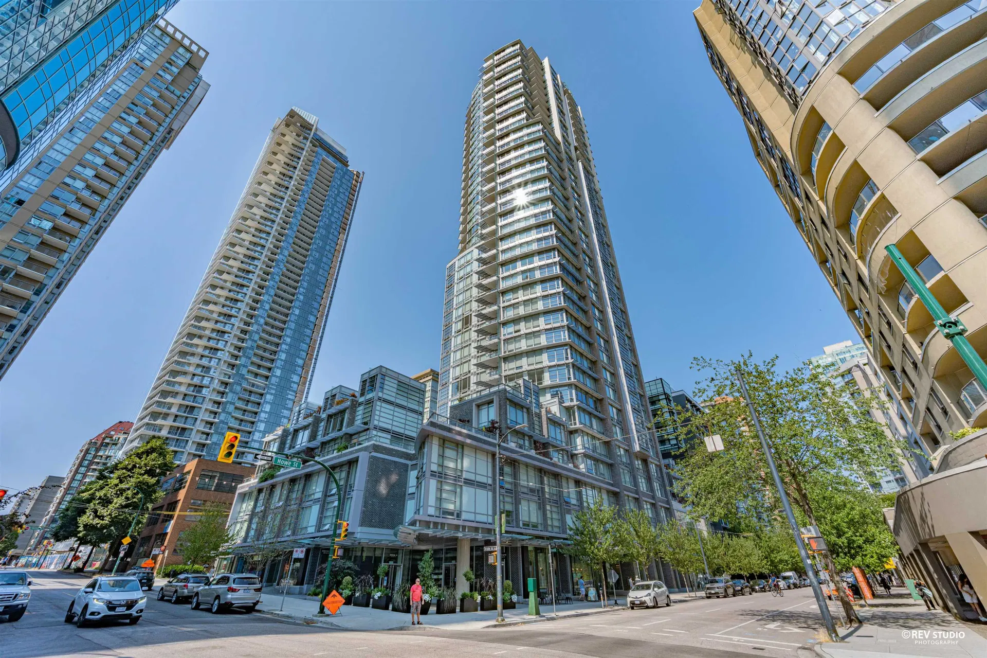 #513 – 1283 Howe Street