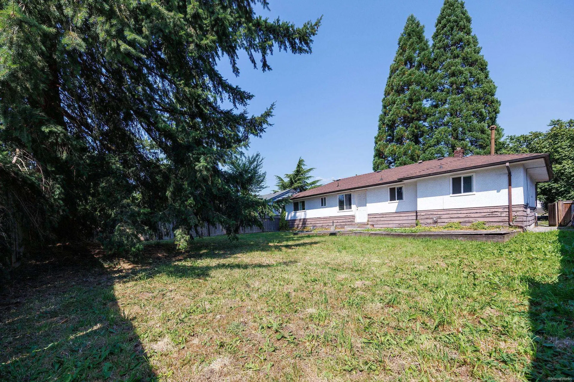 Photo 4 of 20 at 1234 Prairie Avenue