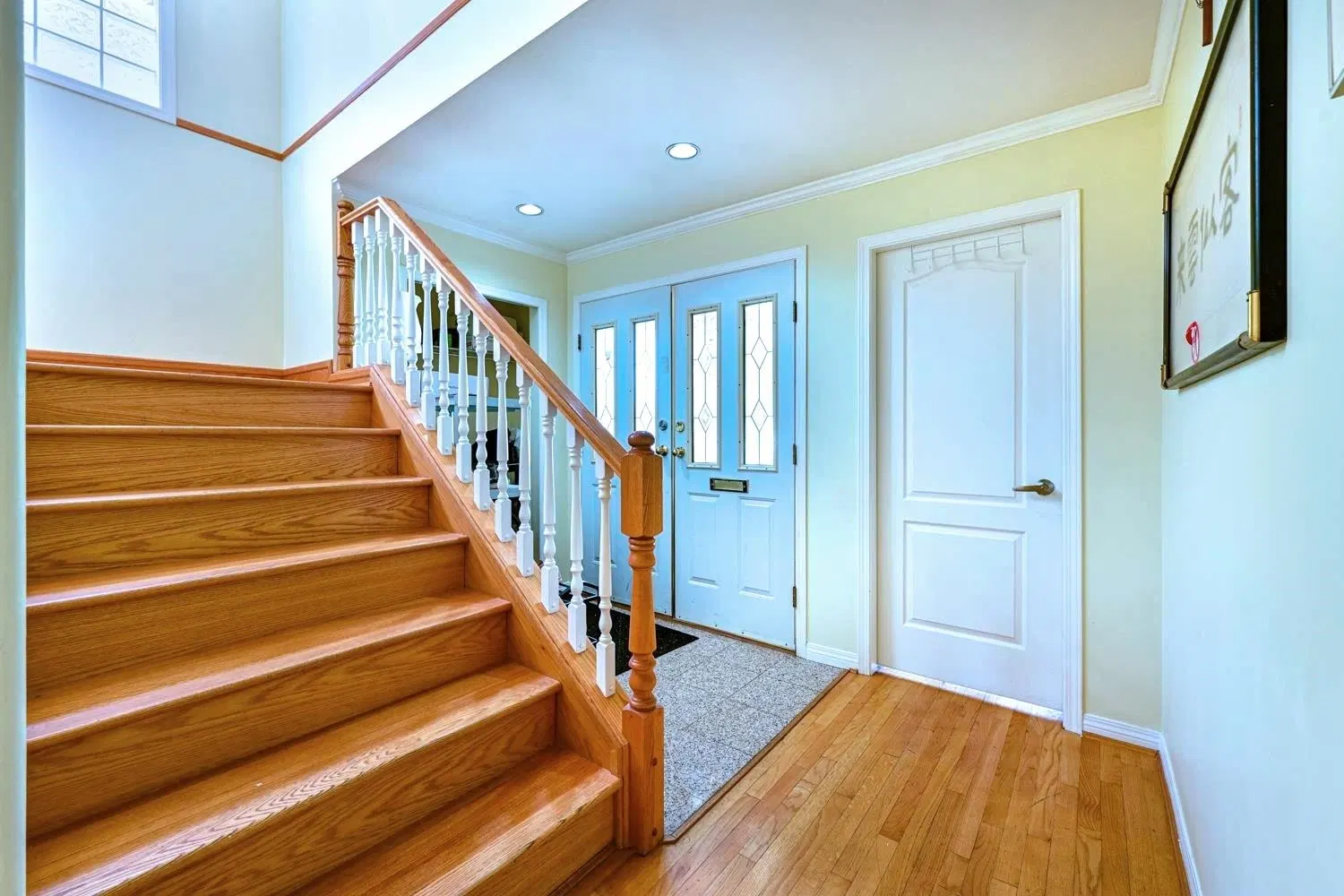 Photo 4 of 27 at 396 E 49th Avenue