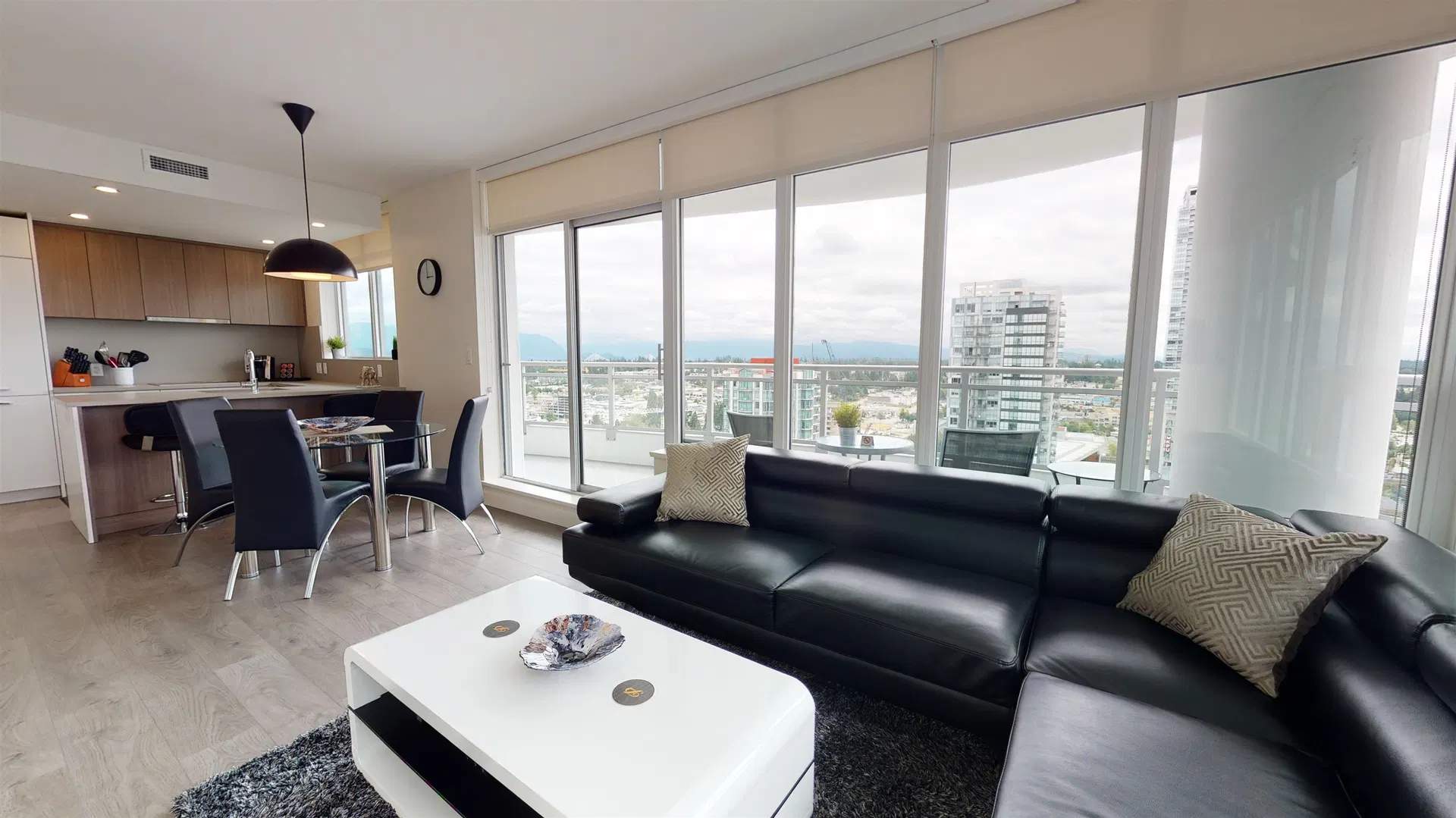 Photo 4 of 13 at #2405 – 13318 104th Avenue