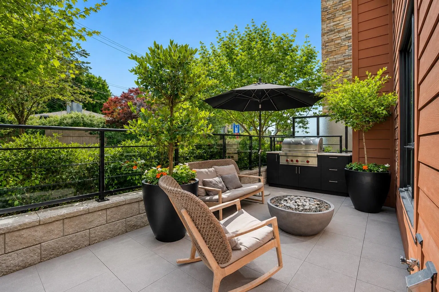 Photo 4 of 27 at #102 – 1055 Ridgewood Drive