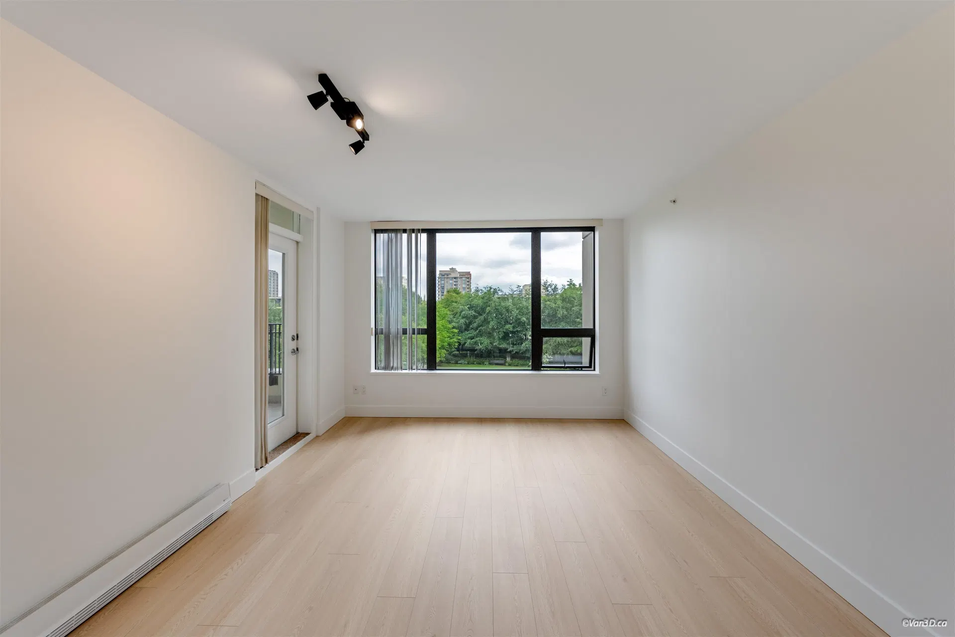 Photo 3 of 40 at #408 – 7138 Collier Street