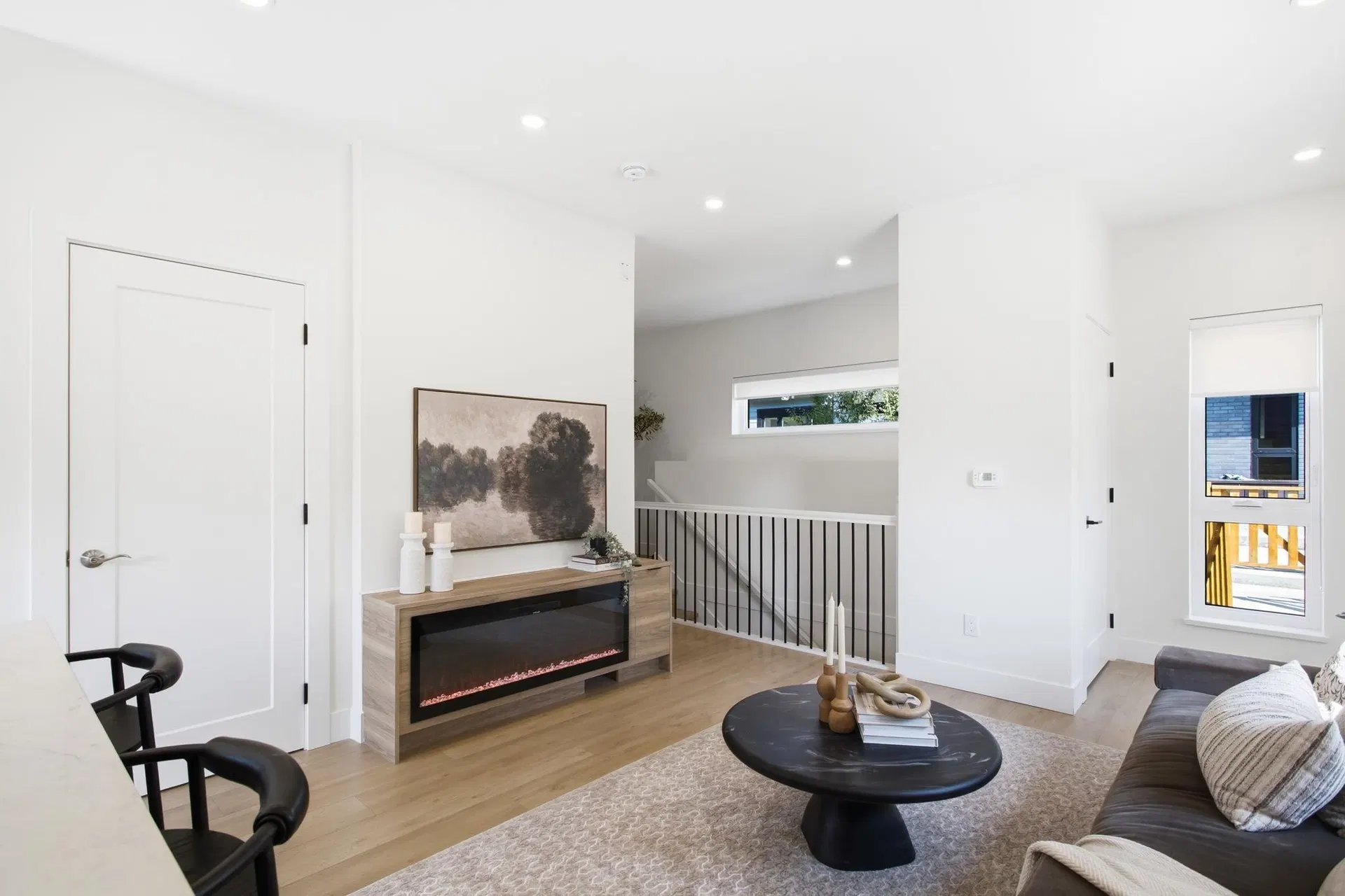 Photo 5 of 10 at #103 – 1292 Rosenburg Way
