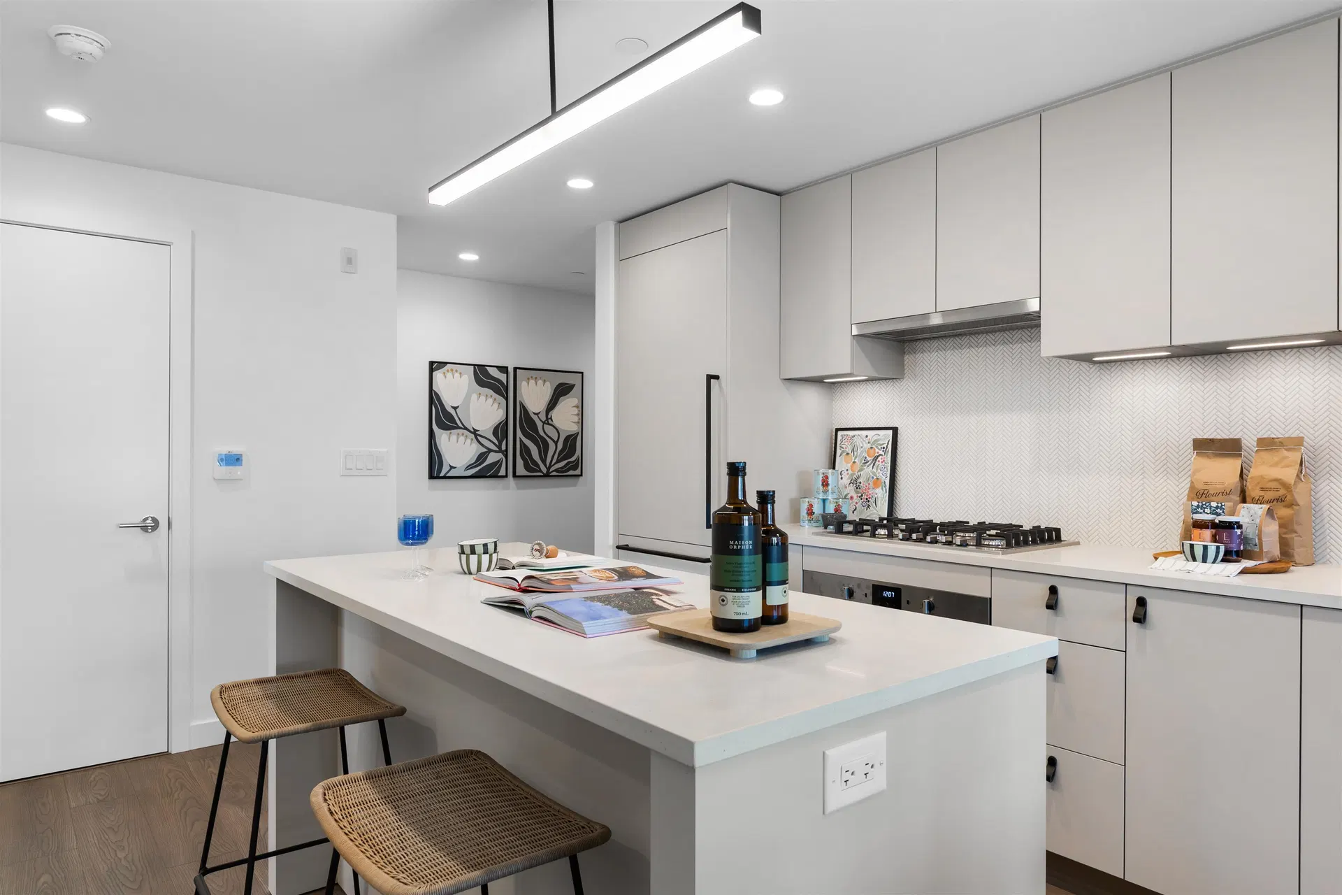 Photo 2 of 8 at #211 – 1680 E 12th Avenue