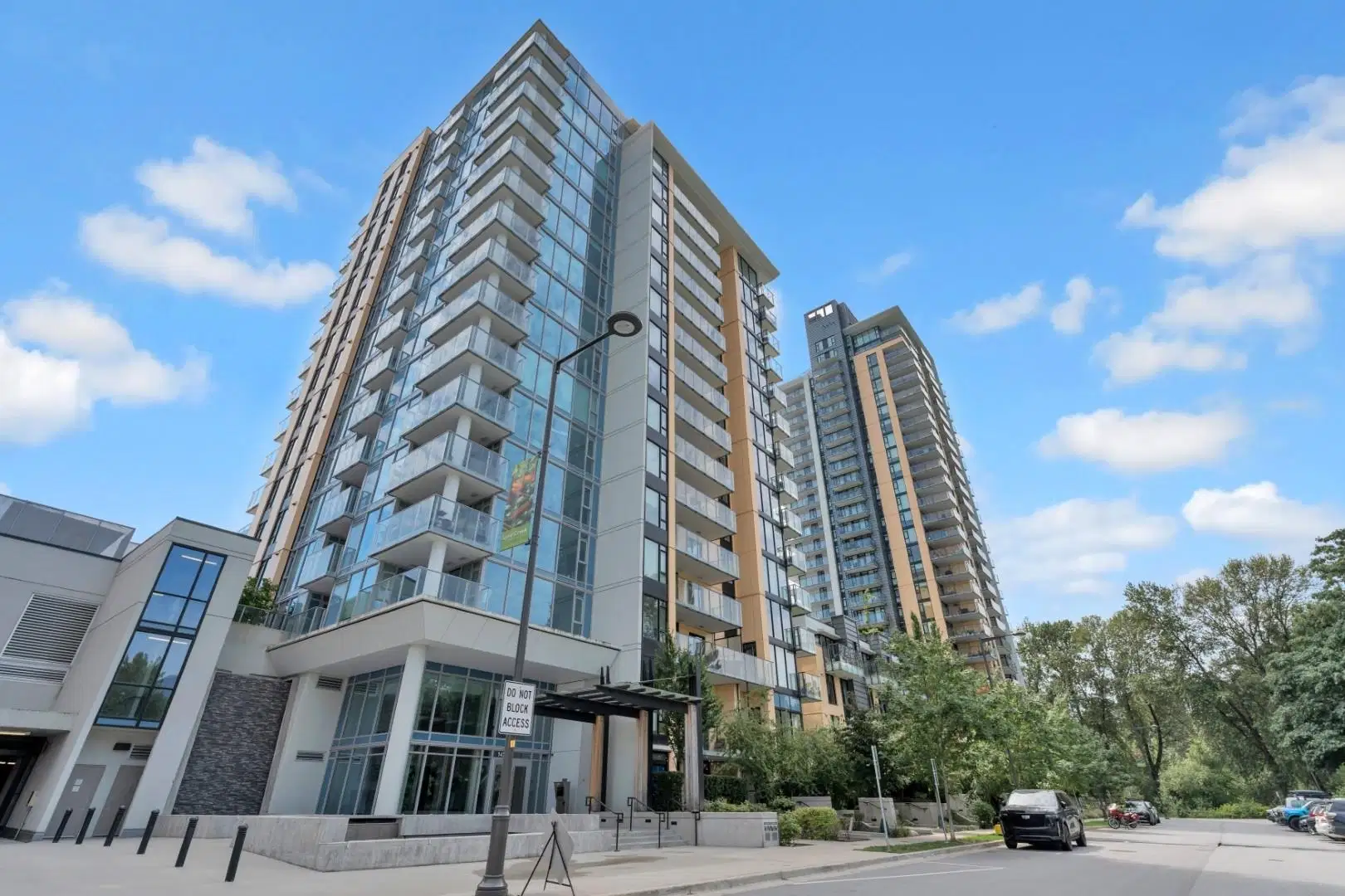 #408 – 1471 Hunter Street