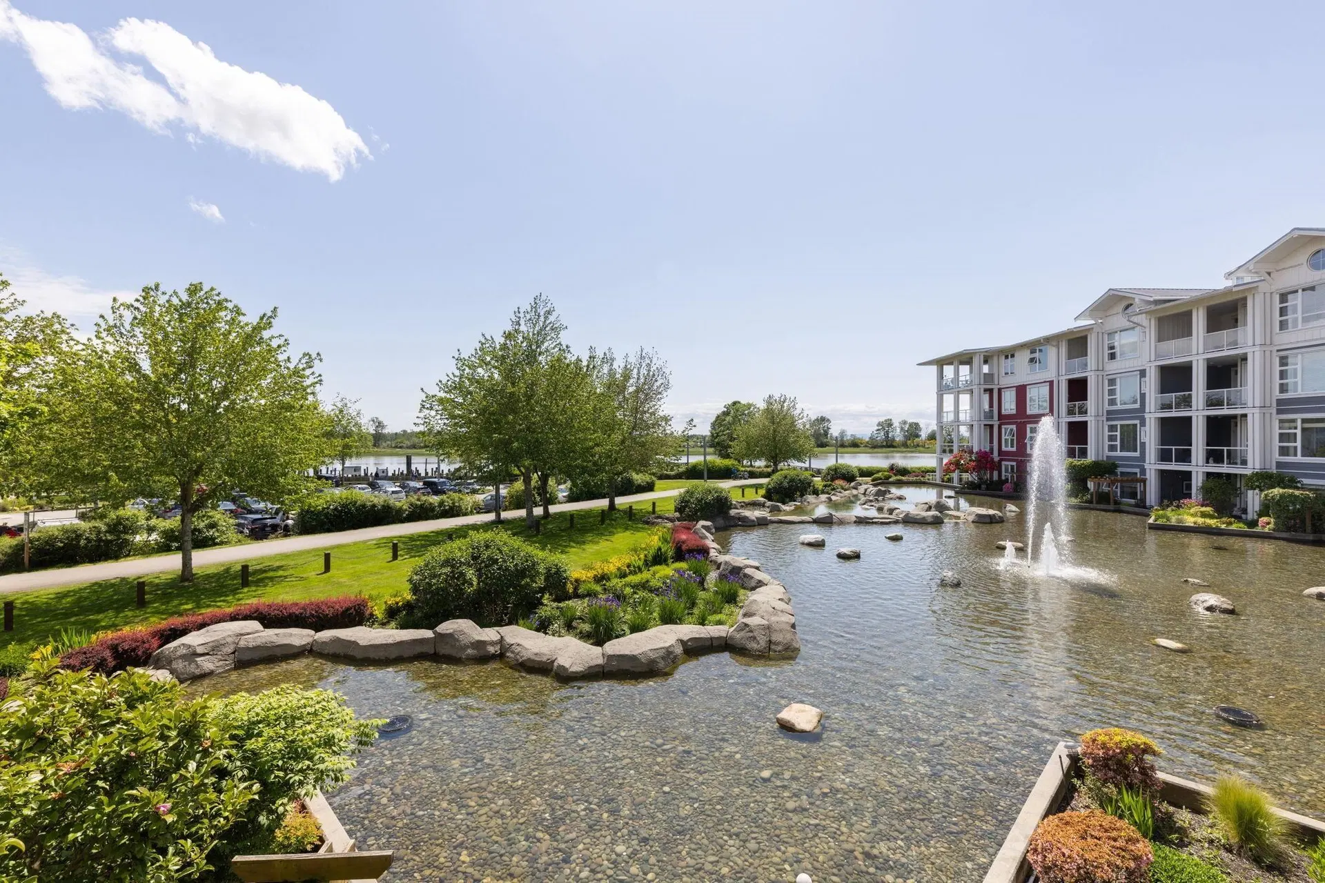 #204 – 4600 Westwater Drive