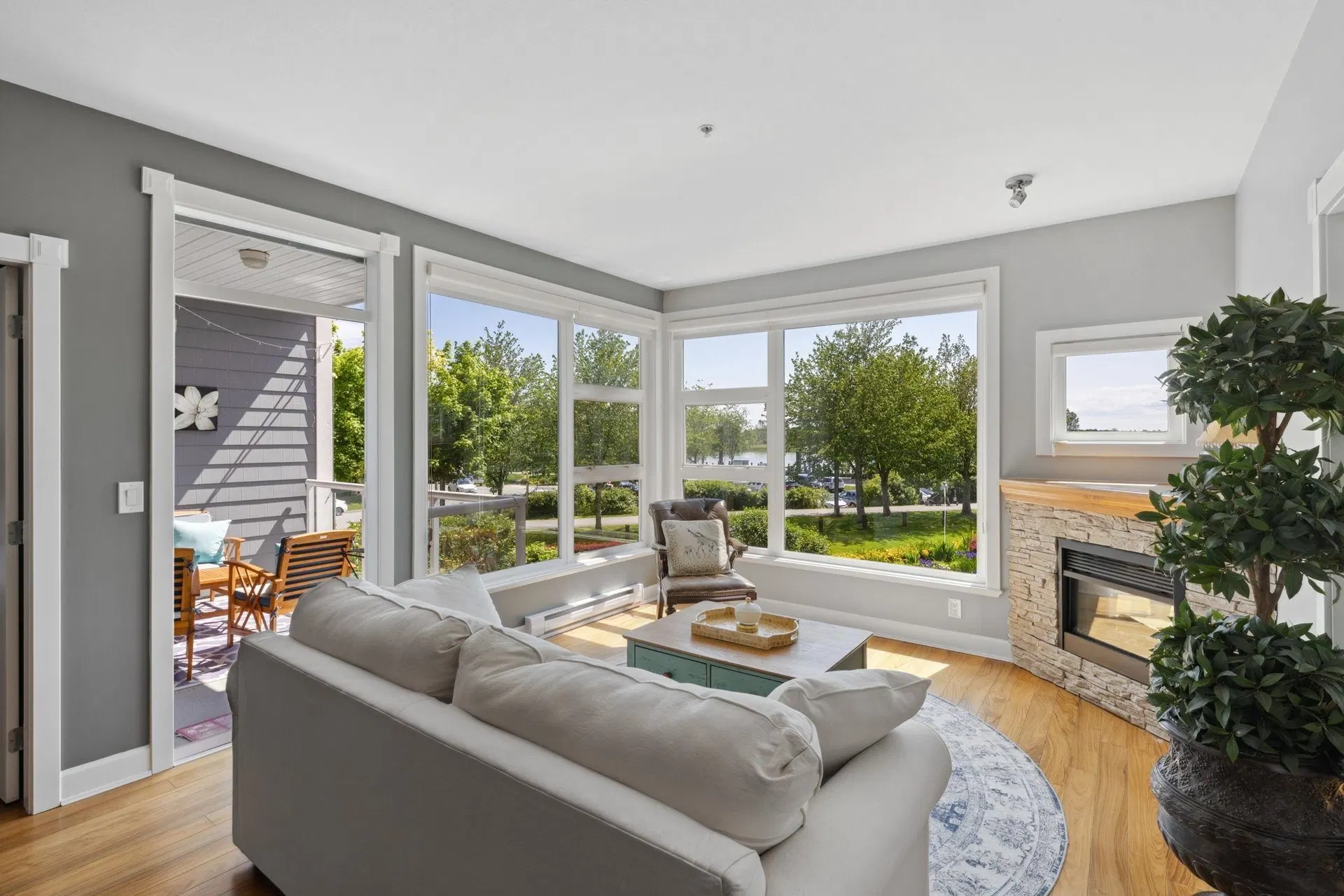 Photo 5 of 40 at #204 – 4600 Westwater Drive