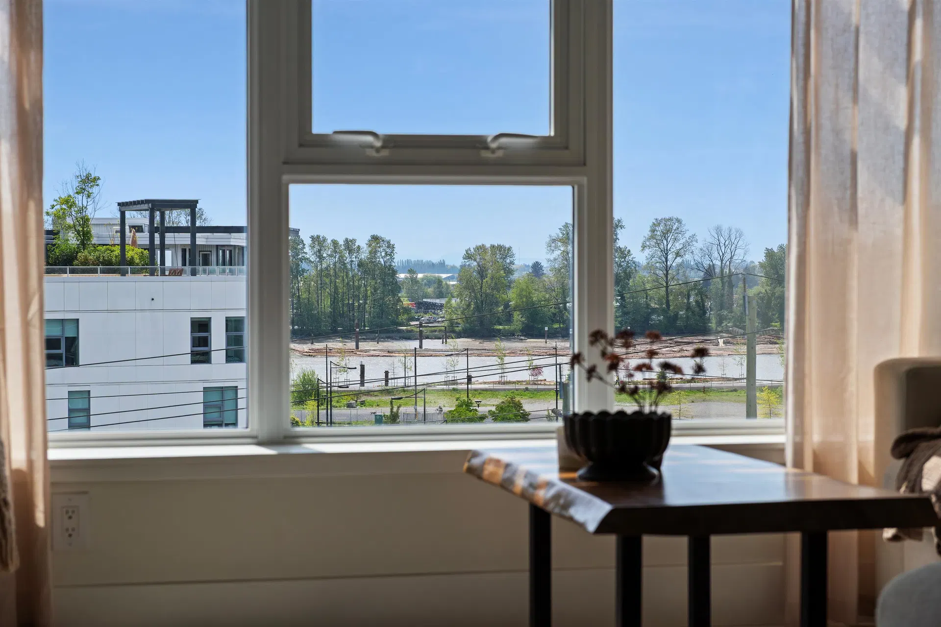 Photo 5 of 31 at #607 – 3438 Sawmill Crescent