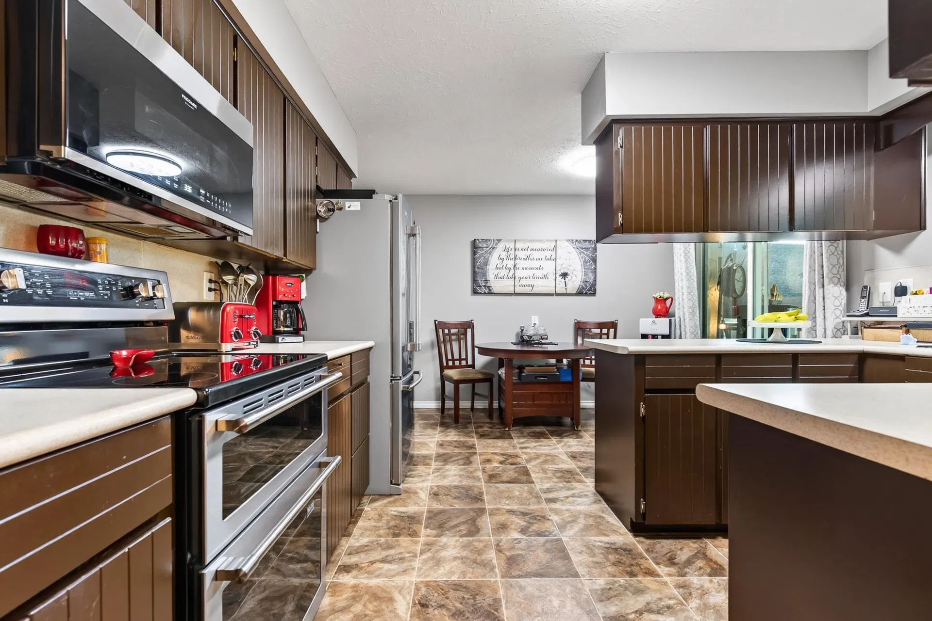 Photo 5 of 40 at 8365 Aster Terrace