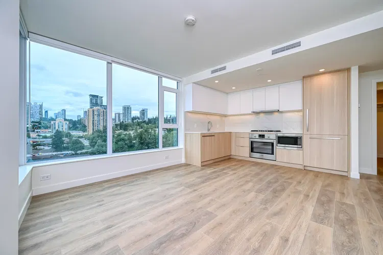 Photo 4 of 24 at #1009 – 318 Alderson Avenue