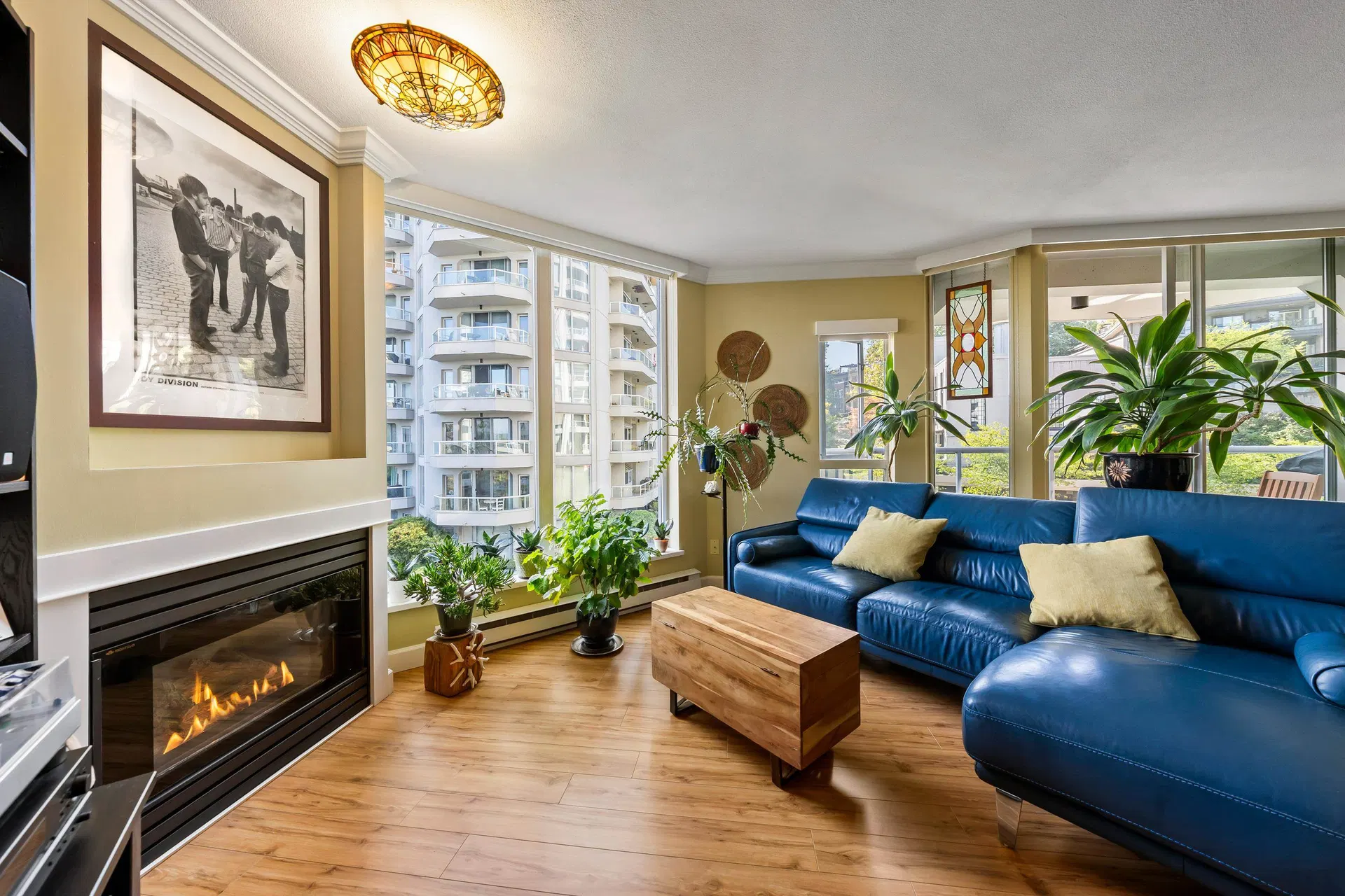 Photo 3 of 36 at #506 – 71 Jamieson Court