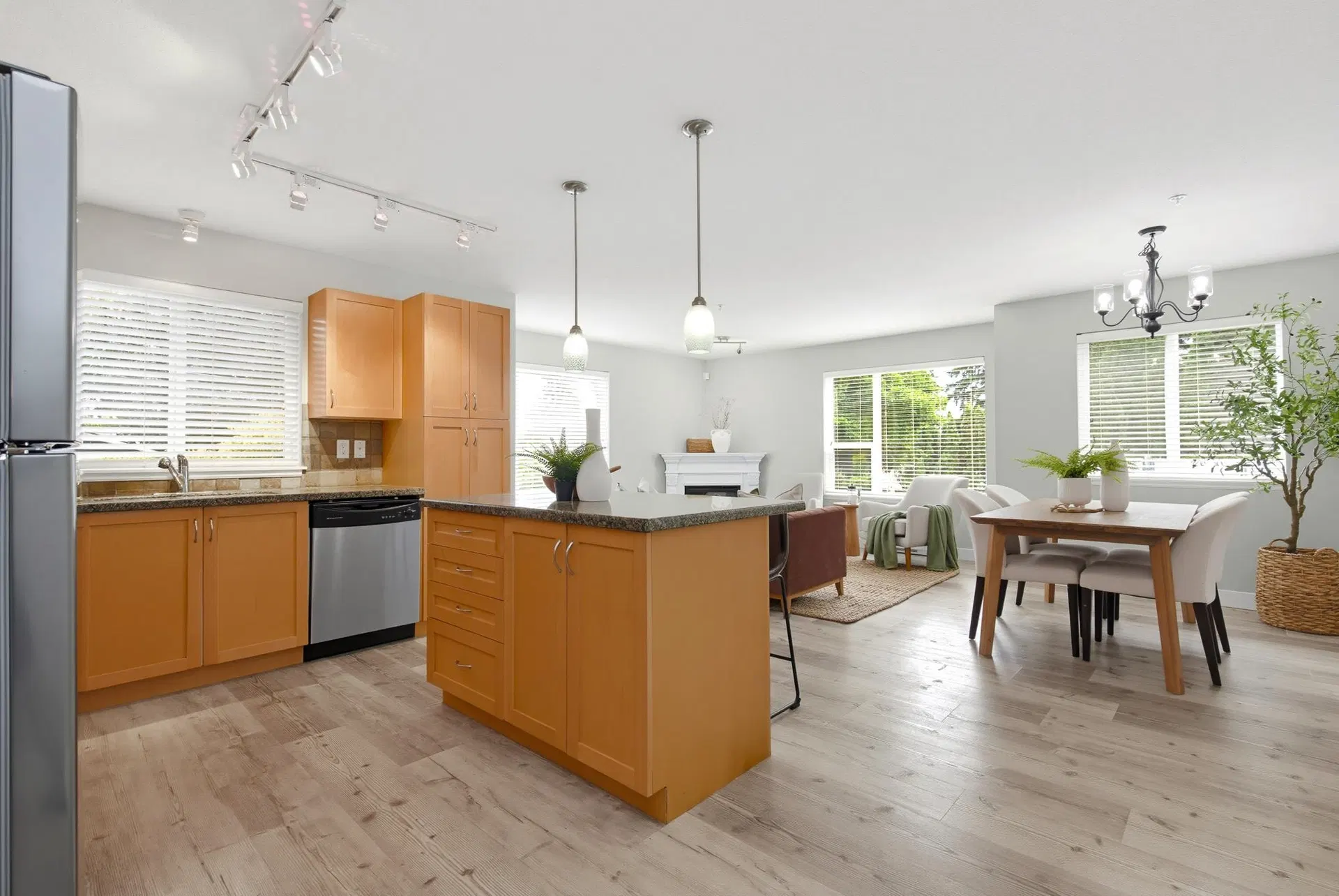 Photo 4 of 37 at #115 – 2990 Boulder Street