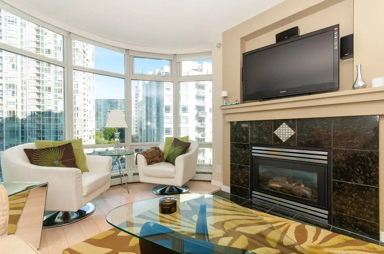 #905 – 1199 Marinaside Crescent