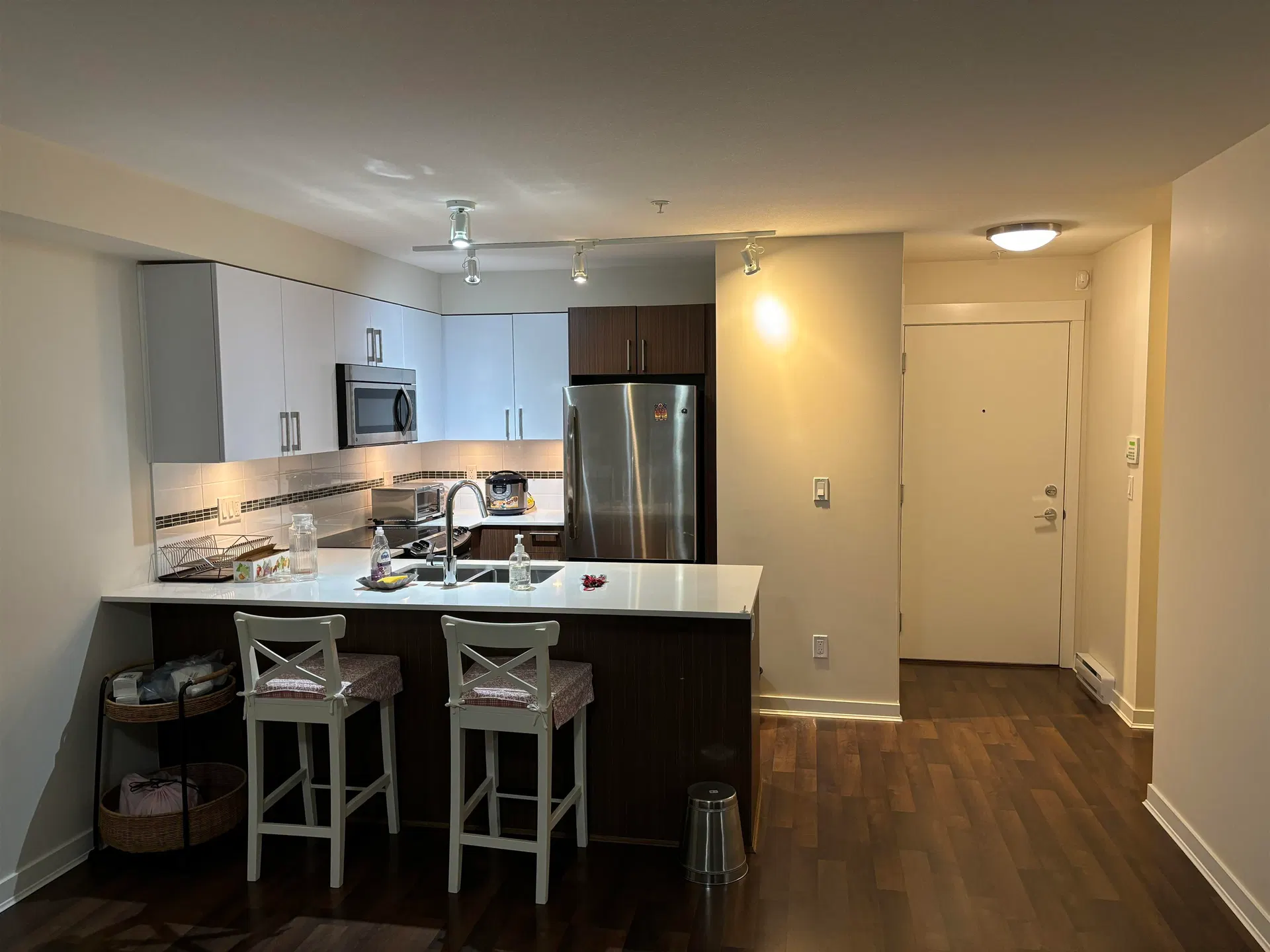 Photo 4 of 10 at #217 – 8733 160 Street
