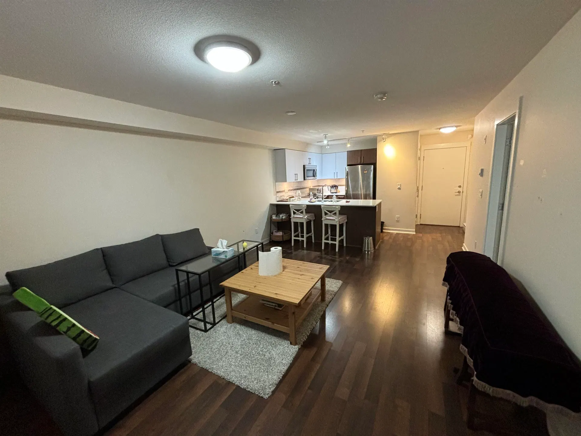 Photo 5 of 10 at #217 – 8733 160 Street