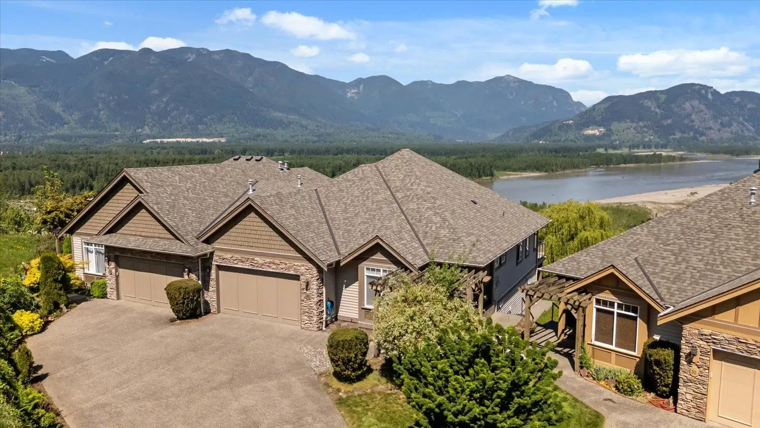 #33 – 43777 Chilliwack Mountain Road