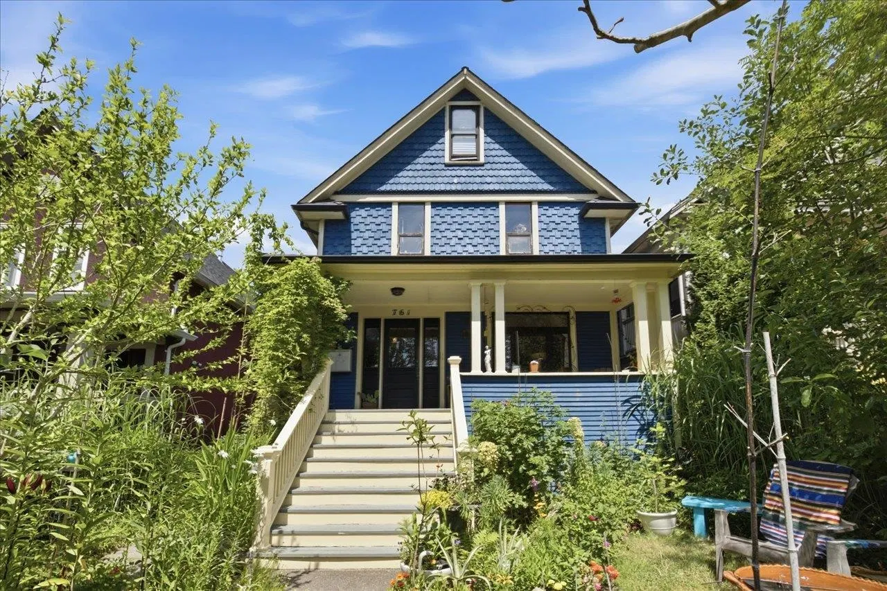 Photo 1 of 26 at 761 E 15th Avenue