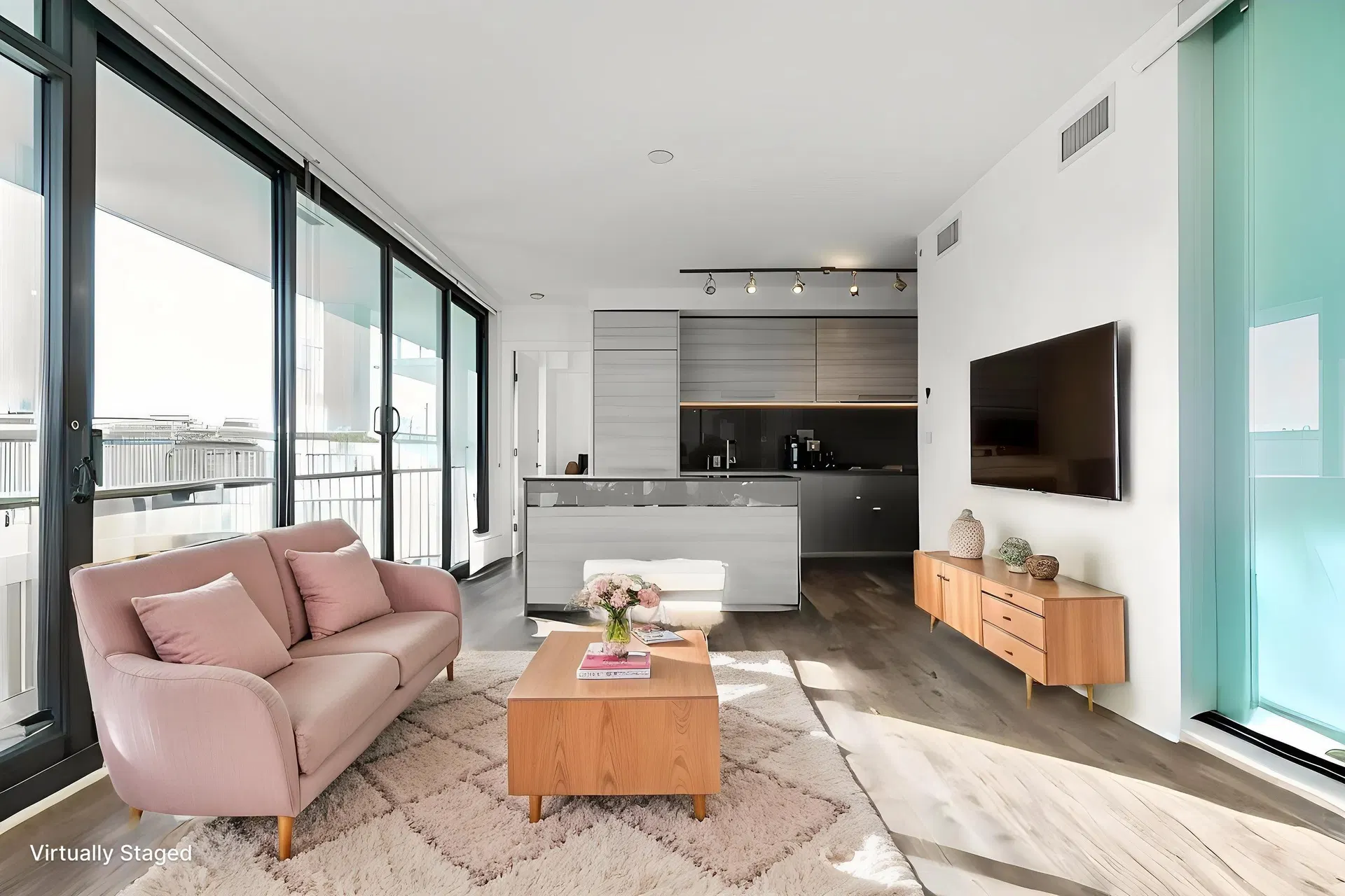 Photo 2 of 18 at #303 – 4488 Juneau Street