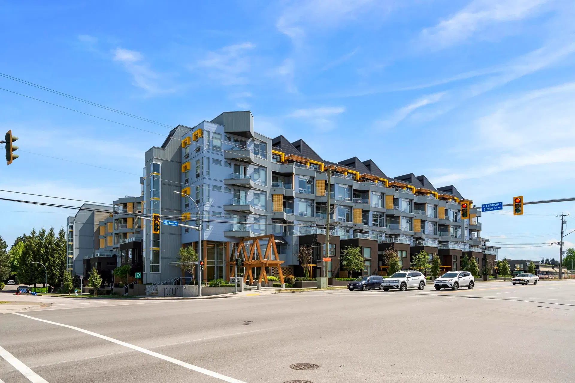 Photo 2 of 32 at #610 – 32828 Landeau Place