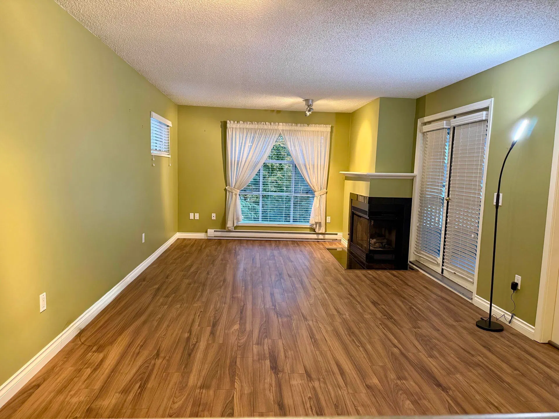 Photo 3 of 15 at #311 – 7580 Minoru Boulevard