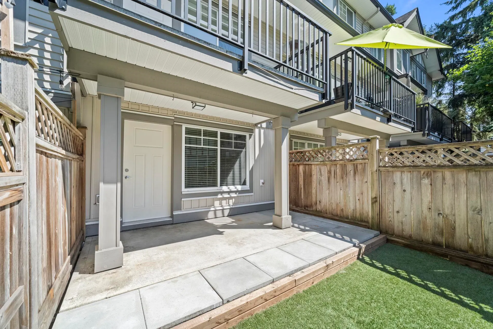 Photo 5 of 40 at #30 – 7090 180 Street