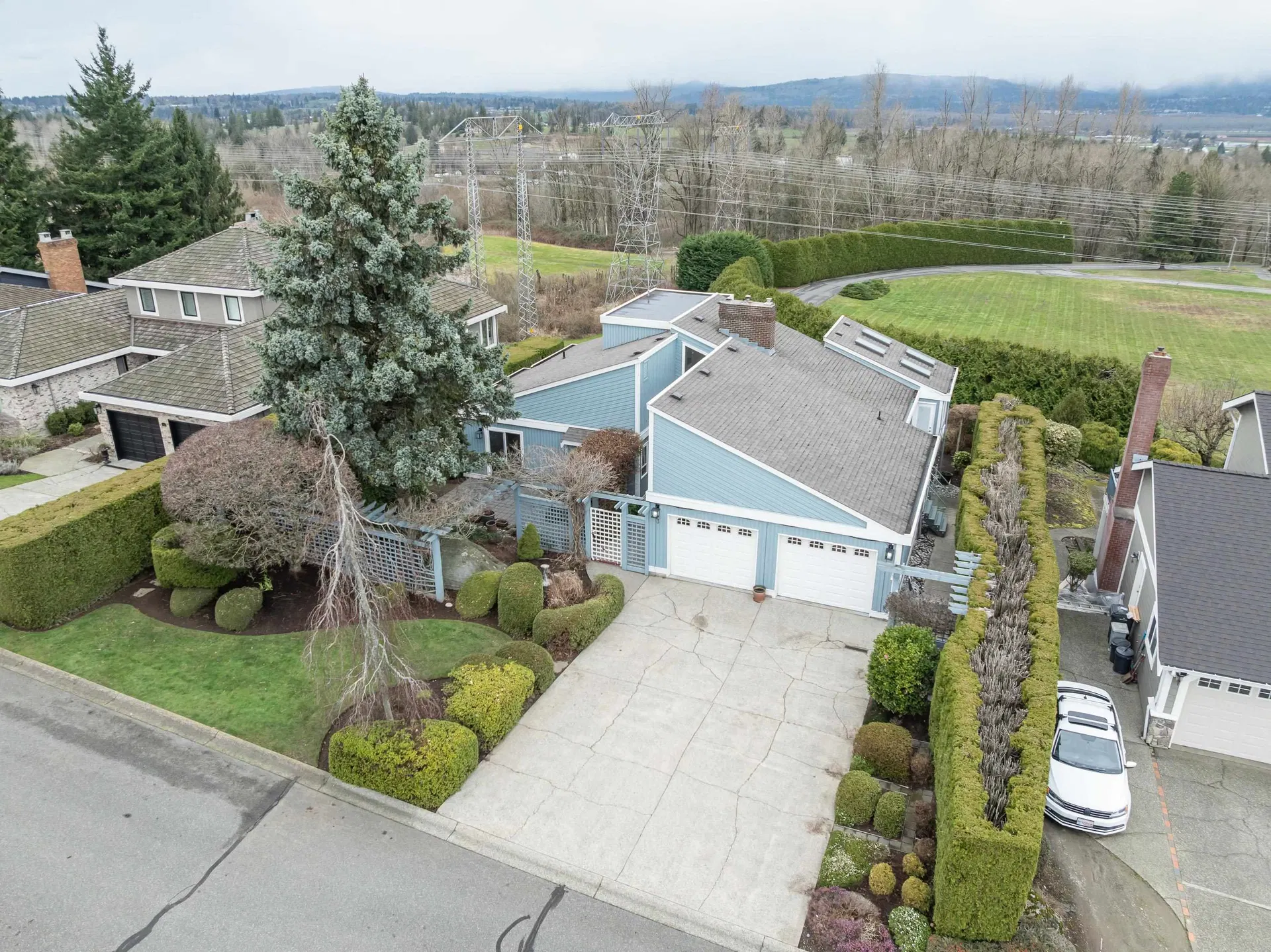 #3 – 3755 Clearbrook Road