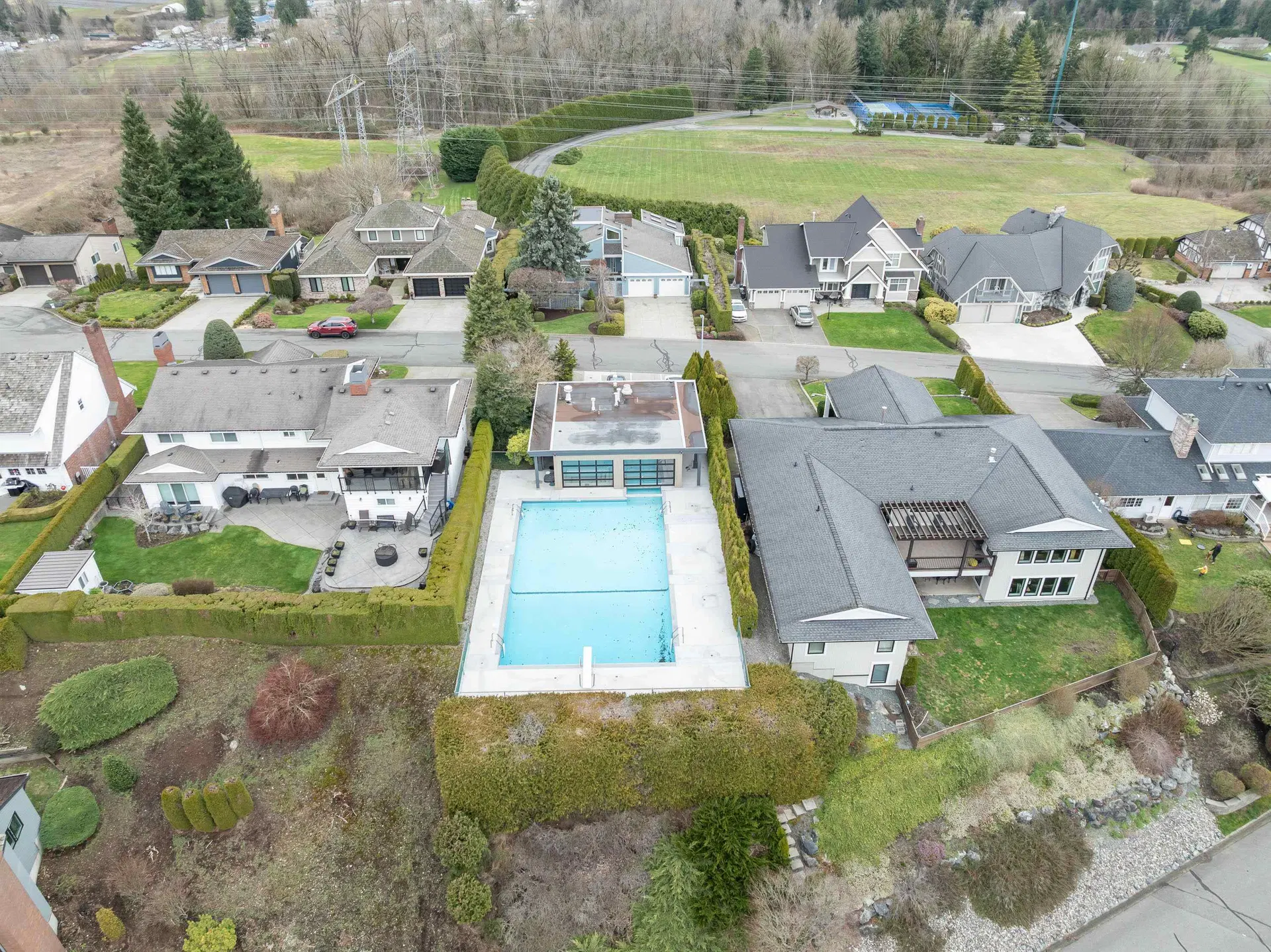 Photo 2 of 40 at #3 – 3755 Clearbrook Road