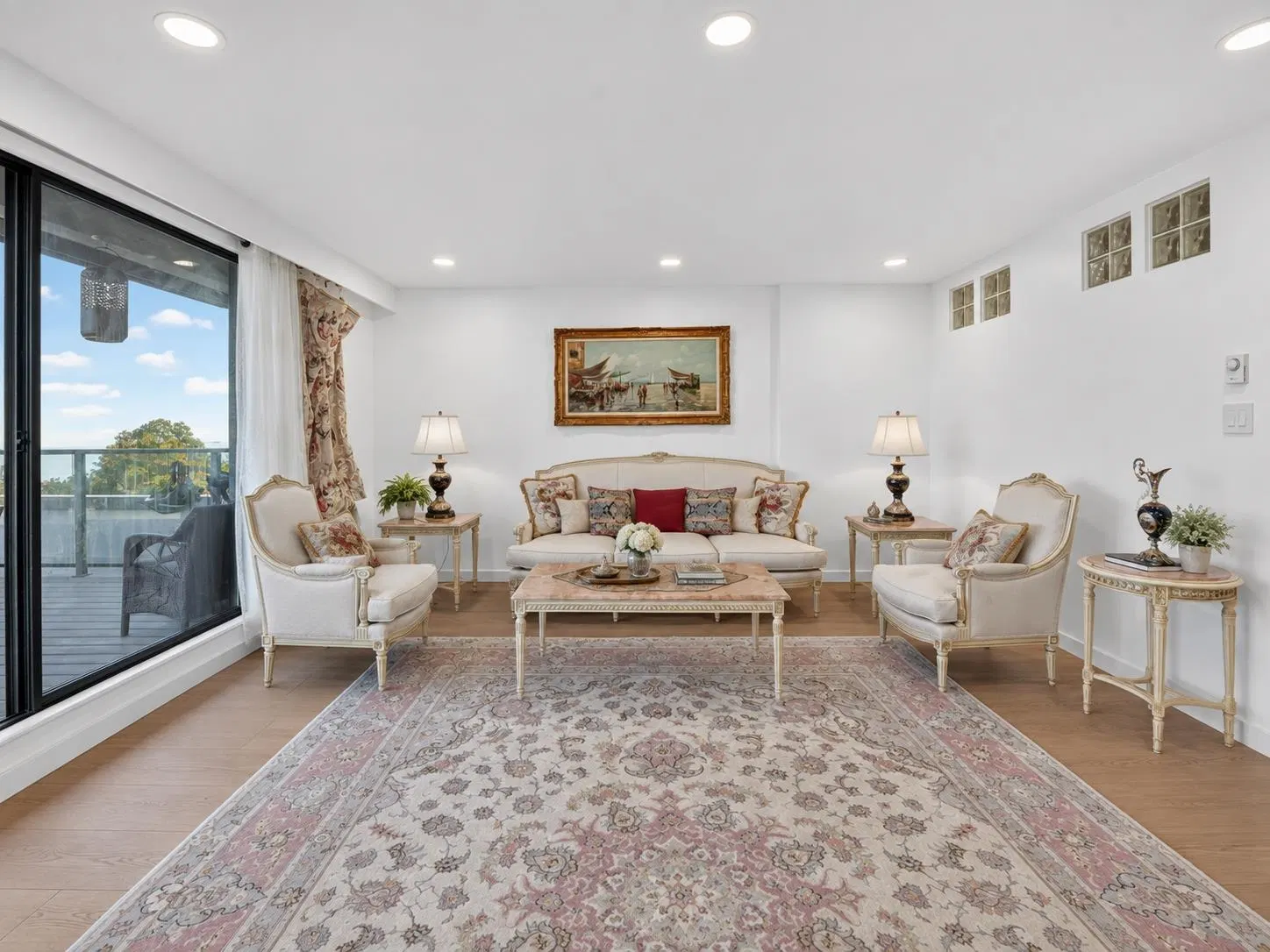 Photo 3 of 34 at #1 – 2206 Folkestone Way