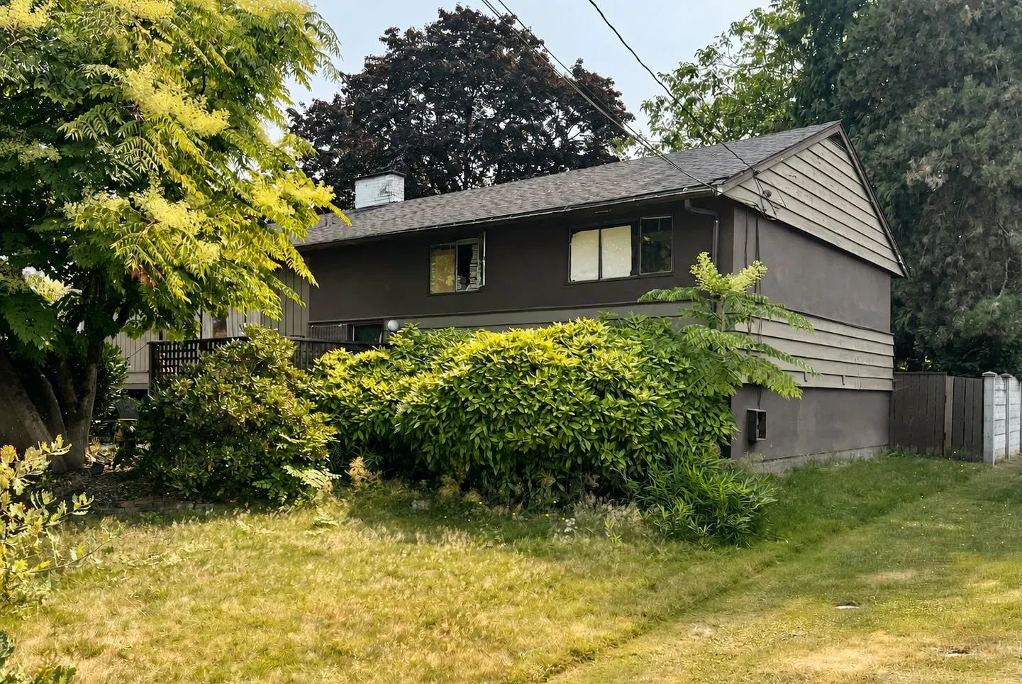 Photo 1 of 4 at 1324 Willow Way