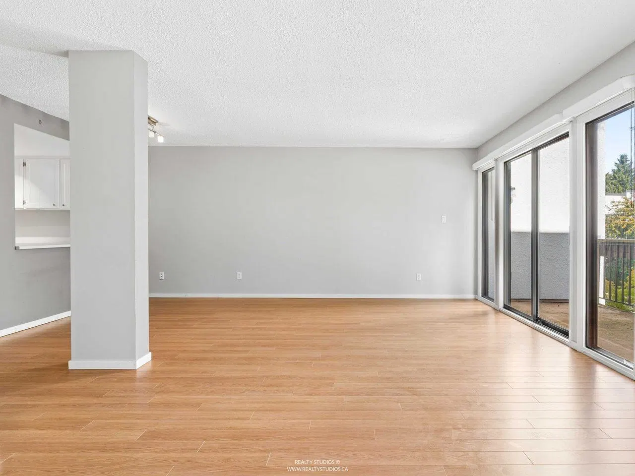 Photo 5 of 24 at #6 – 7335 Montecito Drive