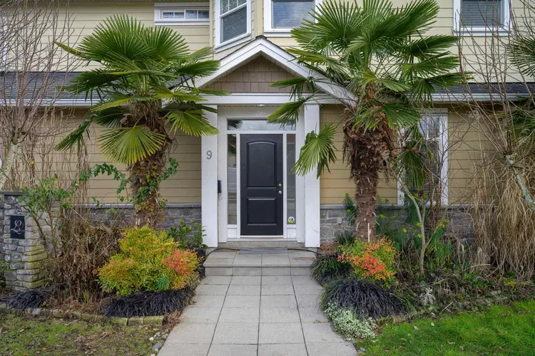 #9 – 4780 55b Street