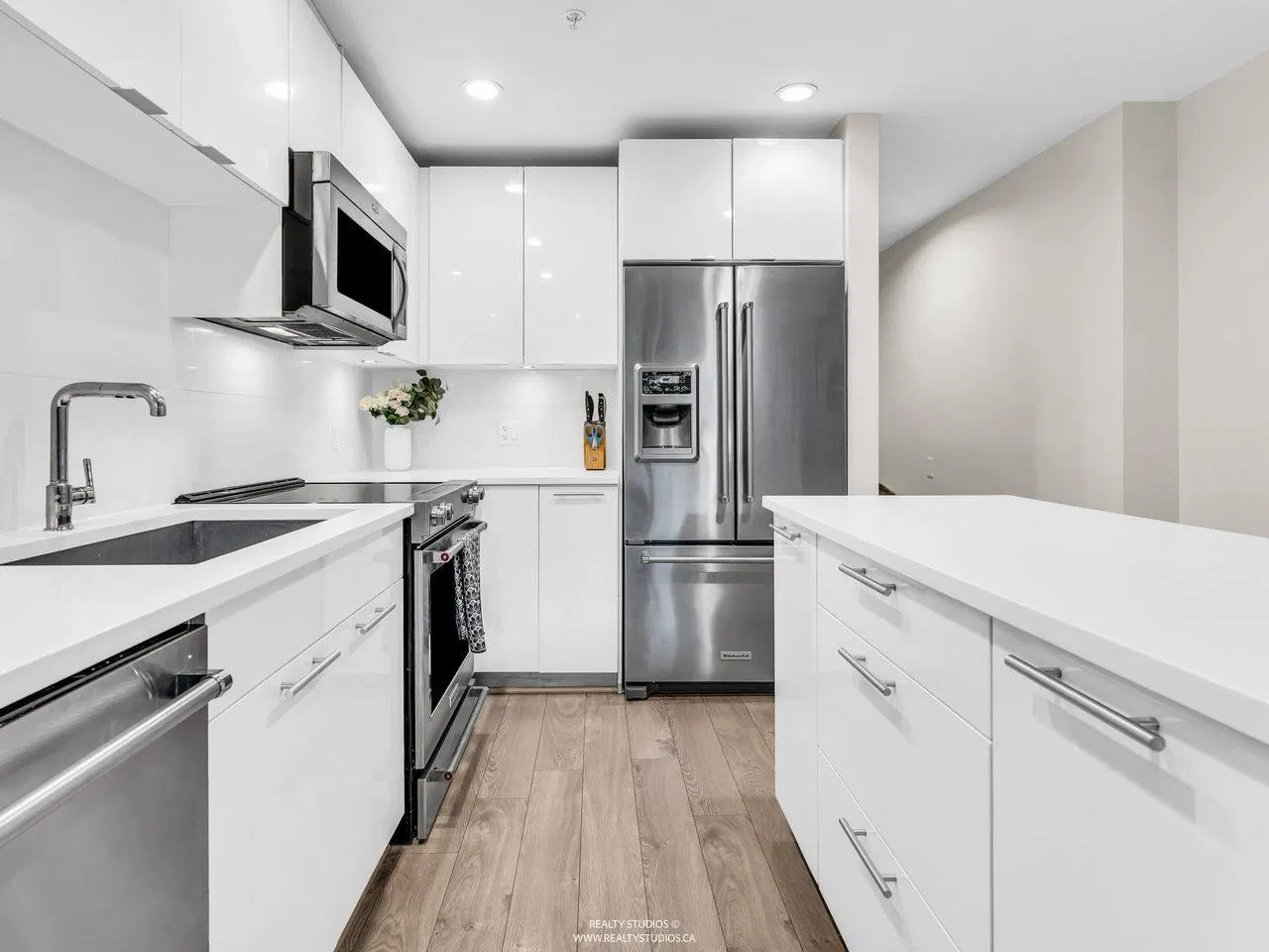 Photo 3 of 38 at #117 – 723 W 3rd Street
