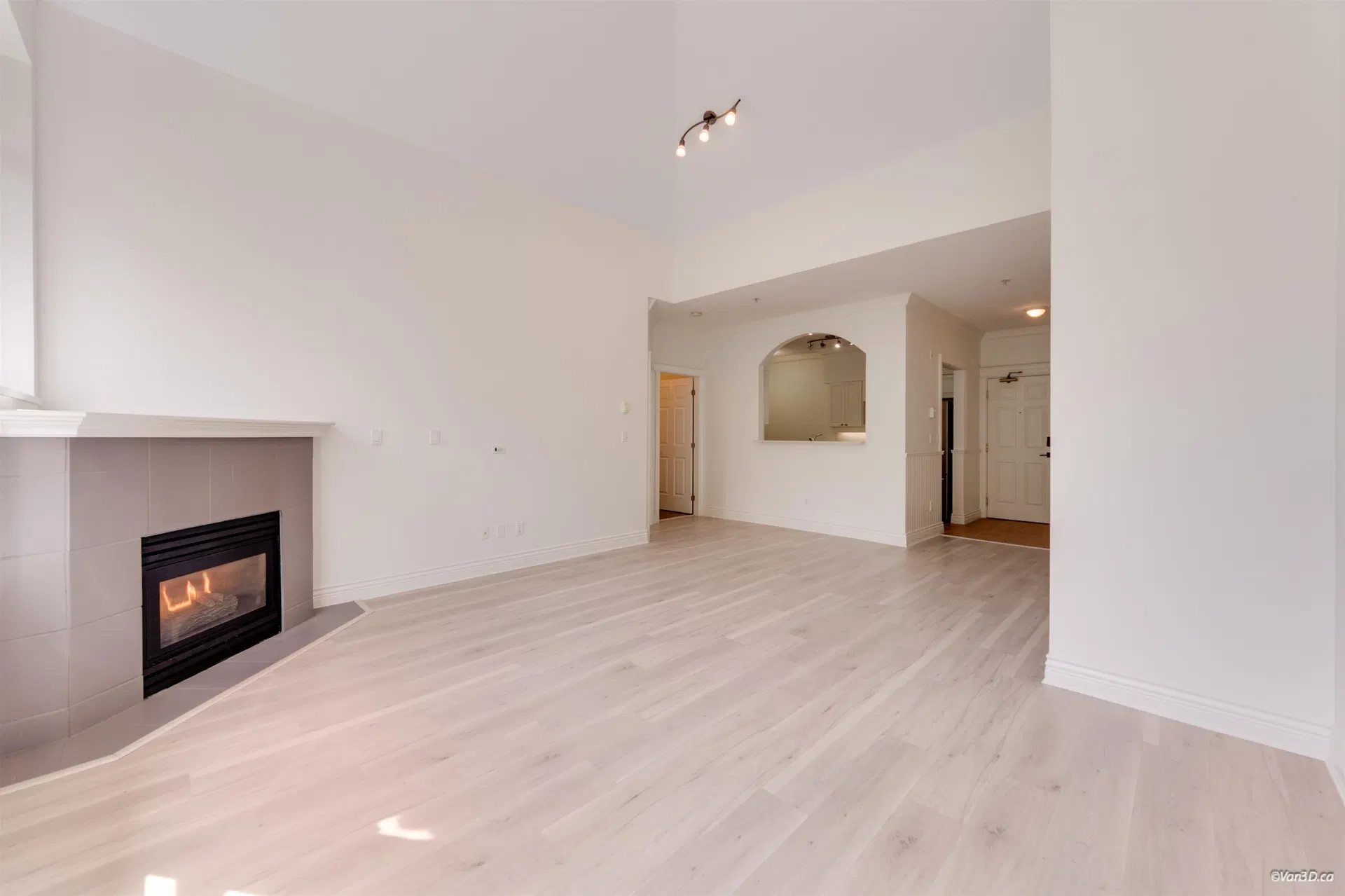 Photo 4 of 28 at #405 – 3625 Windcrest Drive
