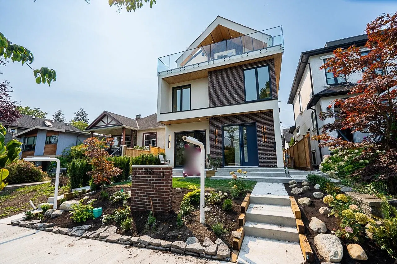 Photo 1 of 33 at #1 – 456 E 38th Avenue