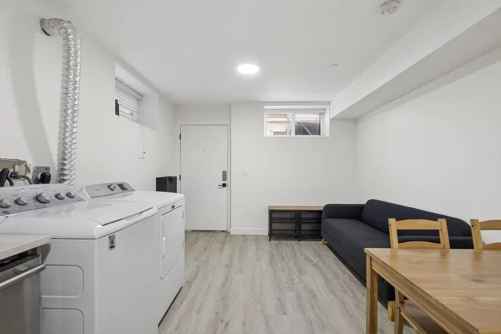 Photo 4 of 24 at #2 – 6262 Battison Street