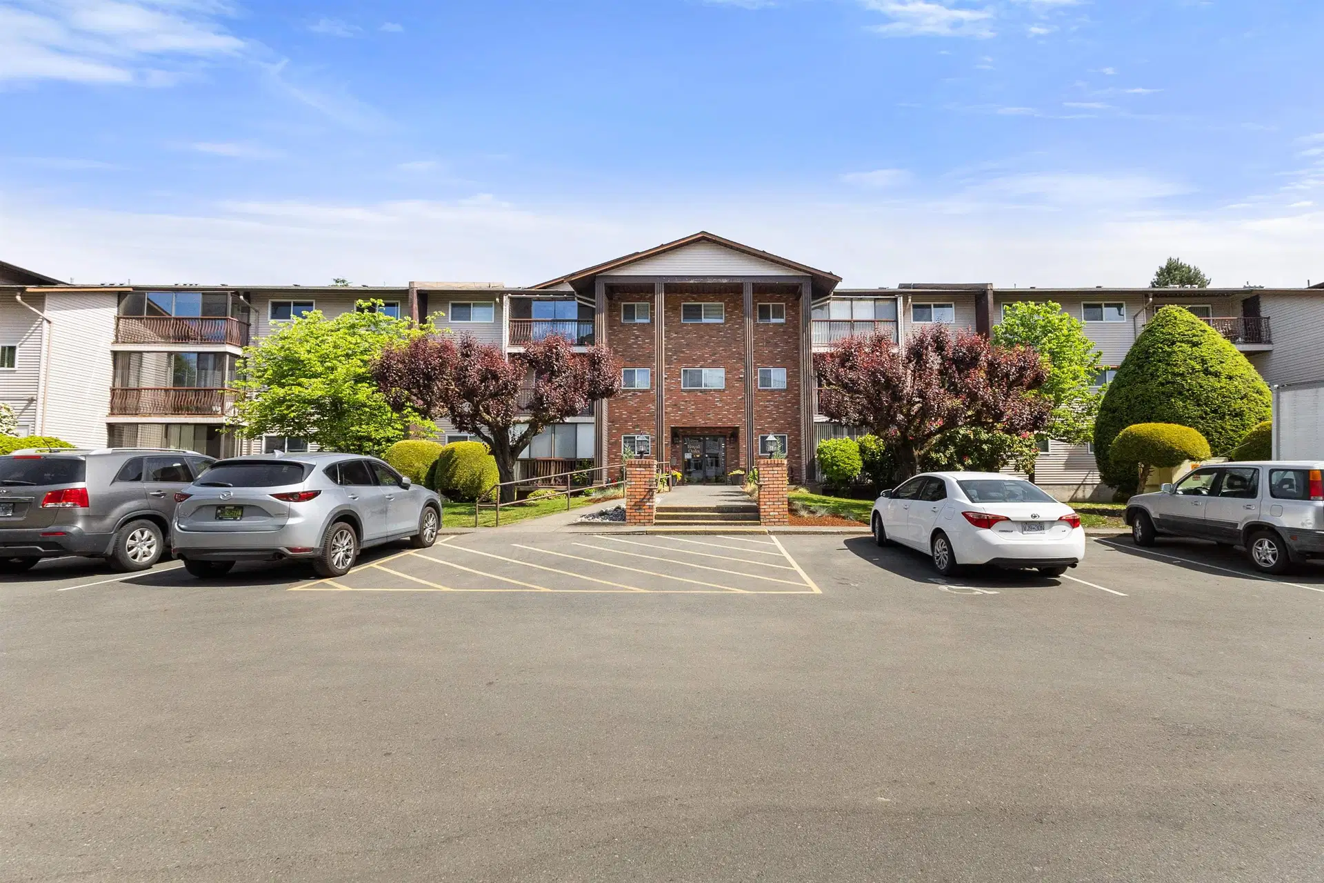 #102 – 32910 Amicus Place