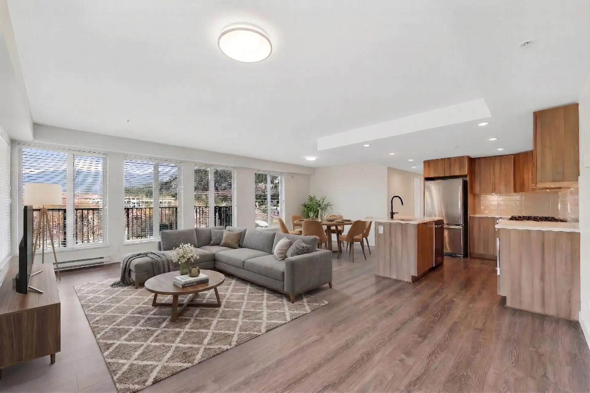 #511 – 1365 Pemberton Avenue