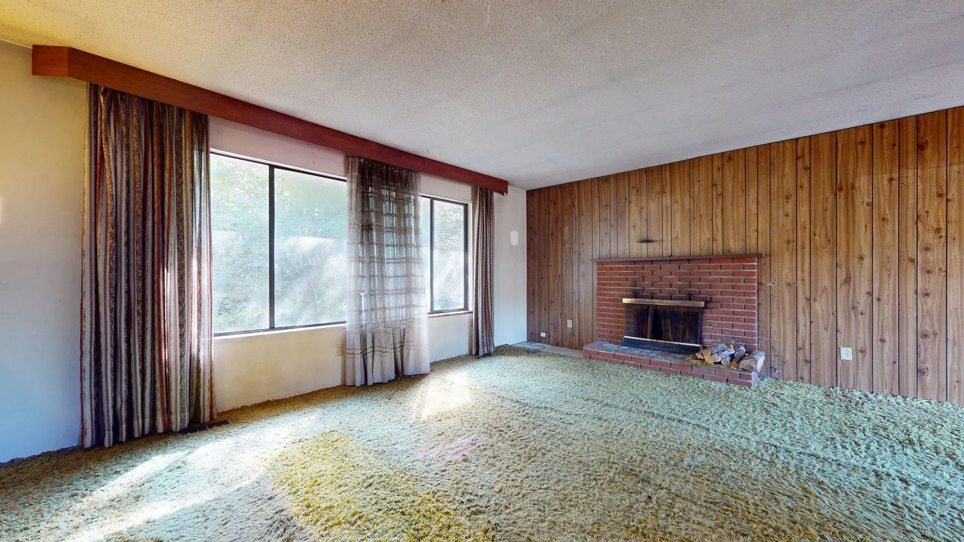 Photo 2 of 40 at 38347 Guilford Drive