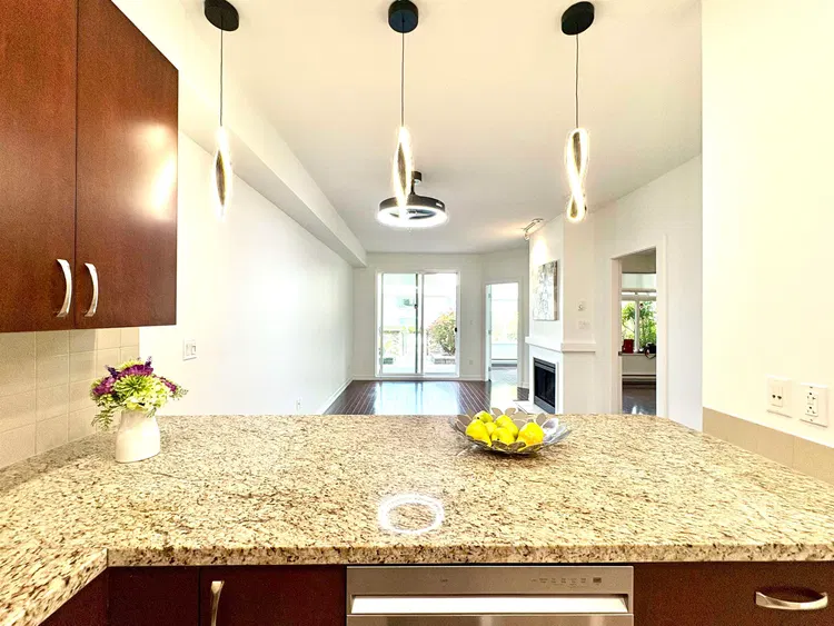 Photo 4 of 21 at #112 – 10237 133 Street