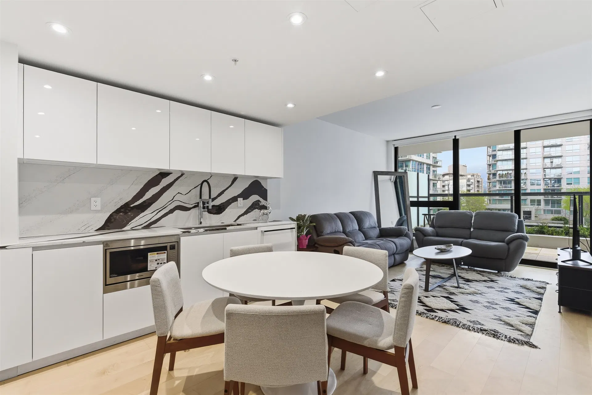 Photo 1 of 39 at #410 – 135 E 13th Street