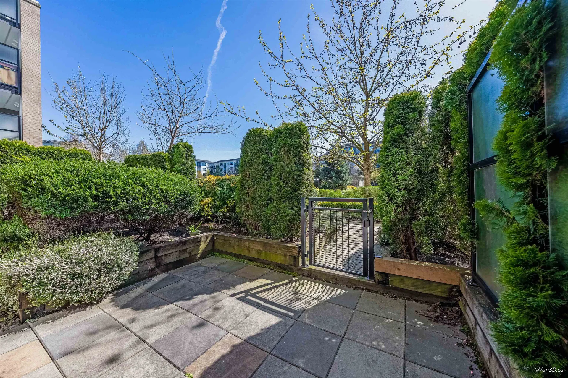 Photo 2 of 33 at #121 – 9366 Tomicki Avenue