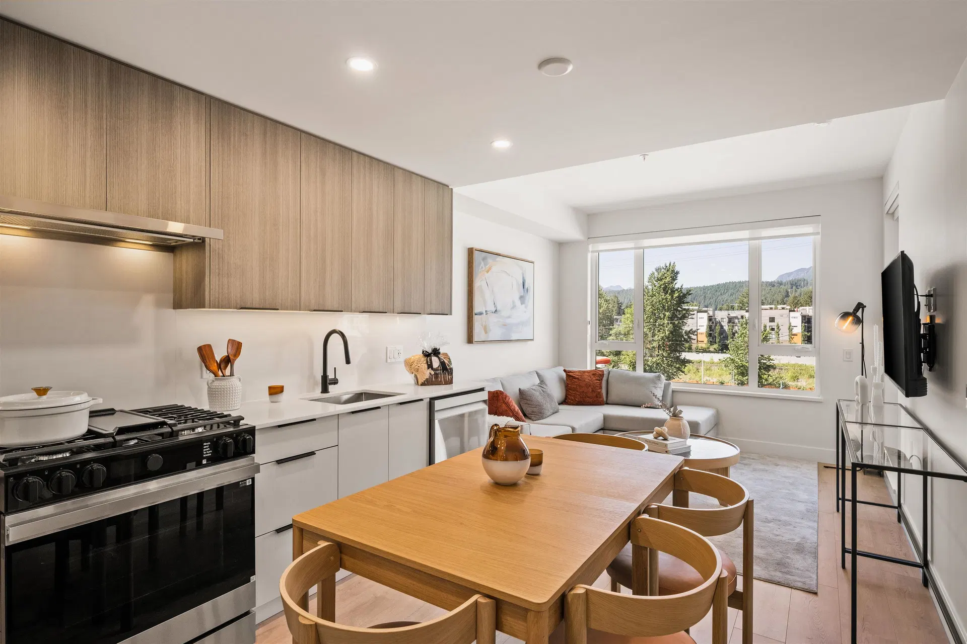 Photo 2 of 20 at #306 – 111 Buller Street