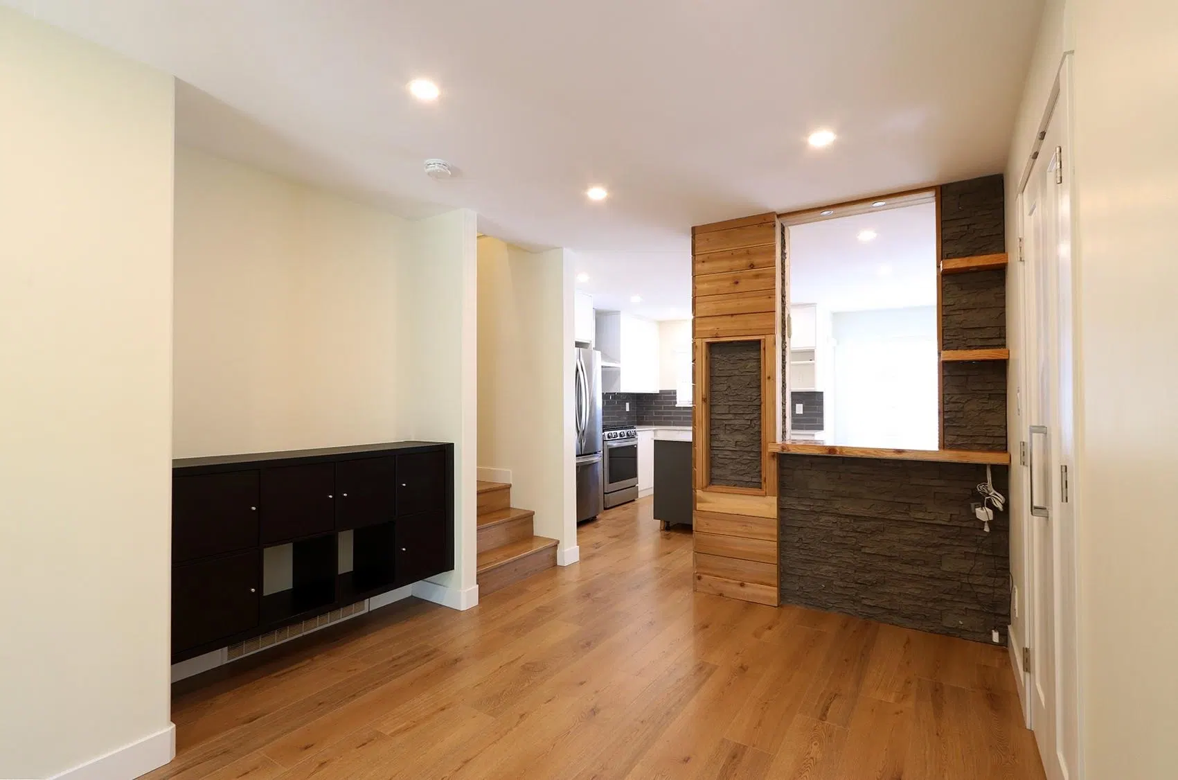 Photo 4 of 16 at #36 – 11536 236 Street