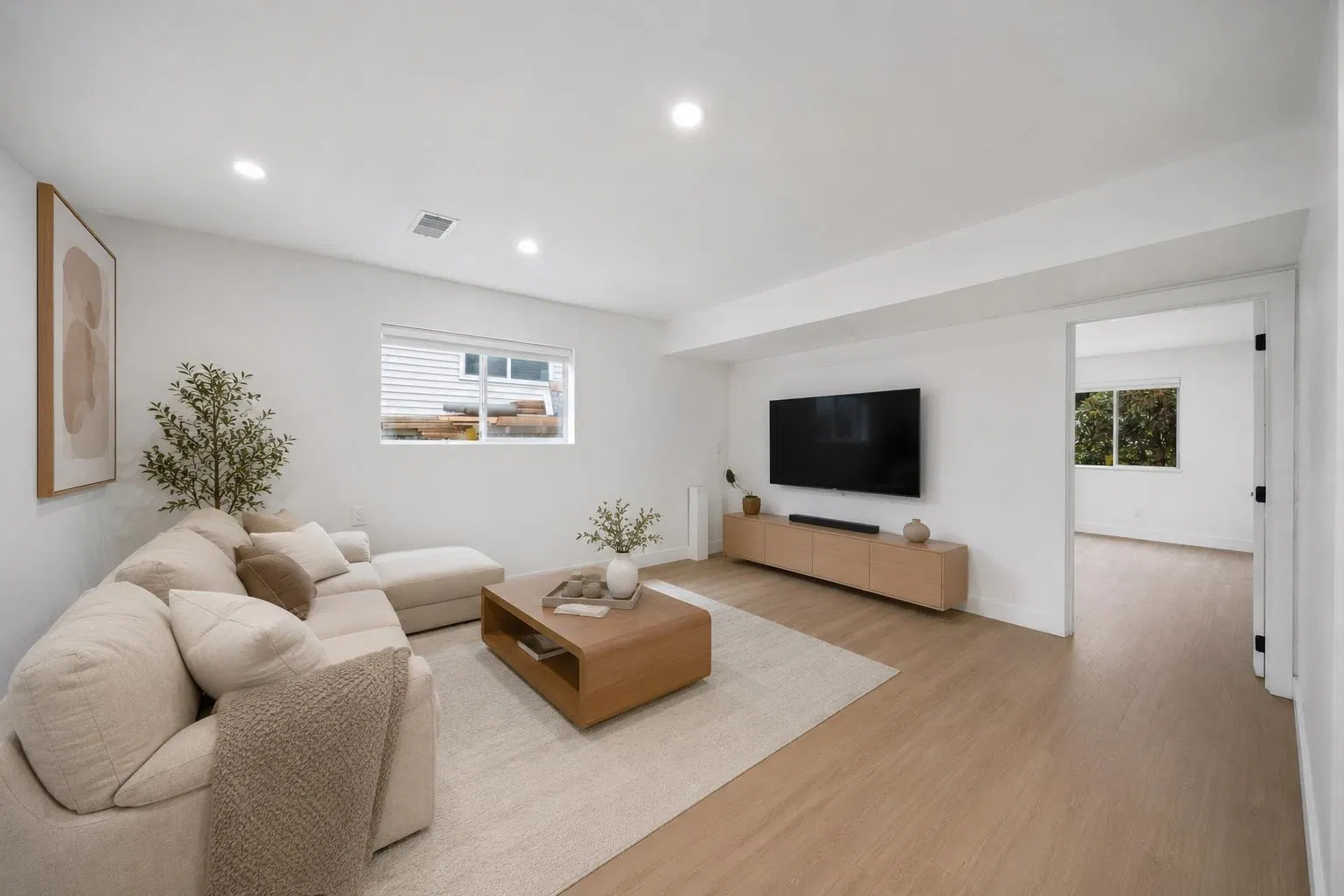 Photo 5 of 24 at 1576 161 Street