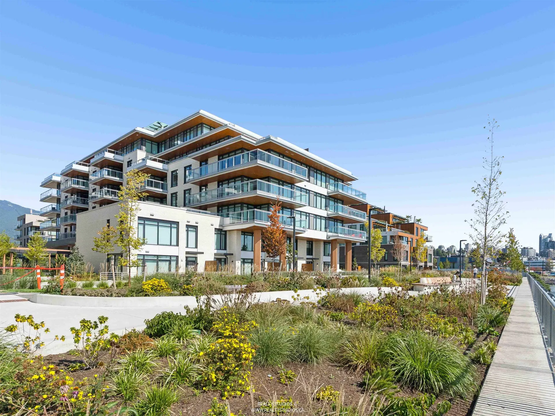 Photo 2 of 40 at #302 – 777 Harbour Way