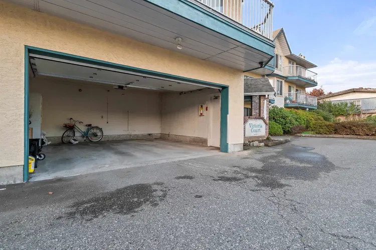 Photo 3 of 25 at #209 – 2567 Victoria Street