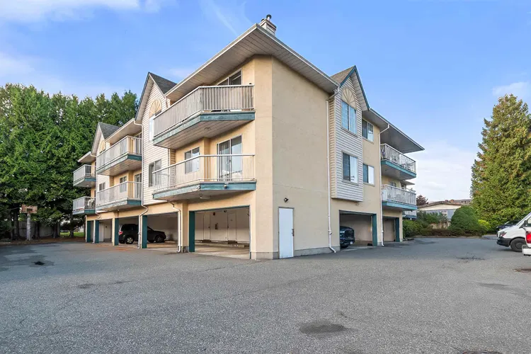 Photo 5 of 25 at #209 – 2567 Victoria Street