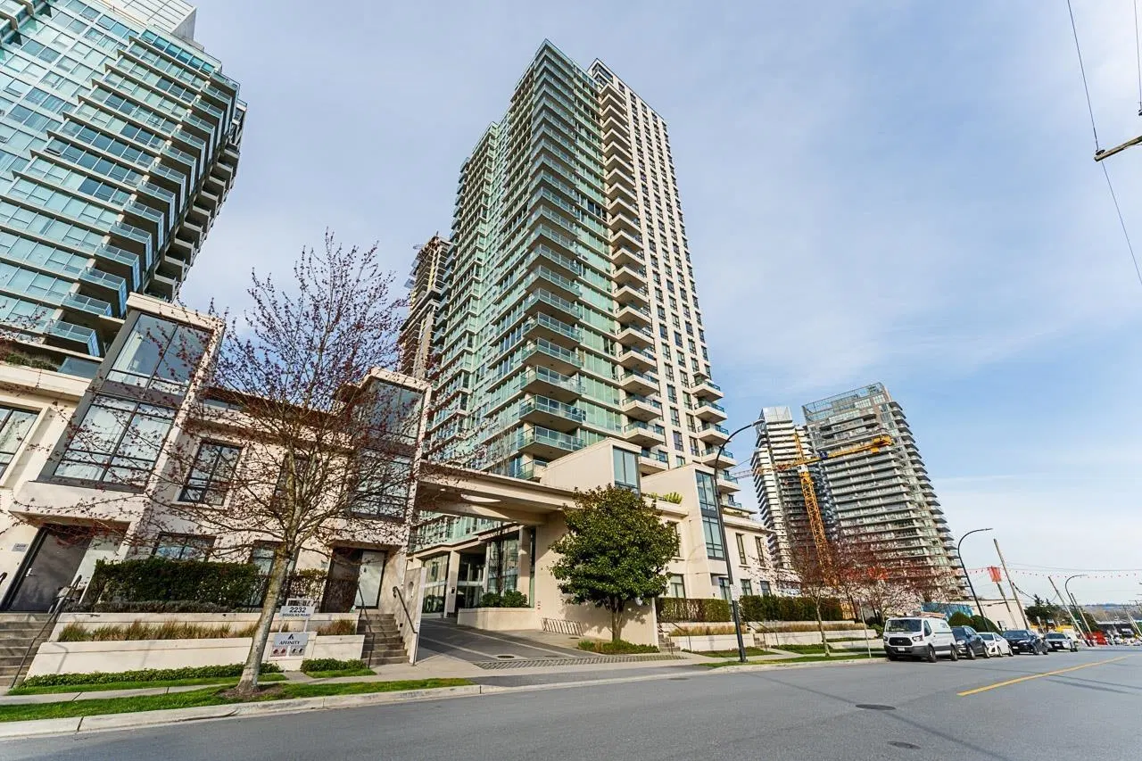 Photo 1 of 38 at #905 – 2232 Douglas Road