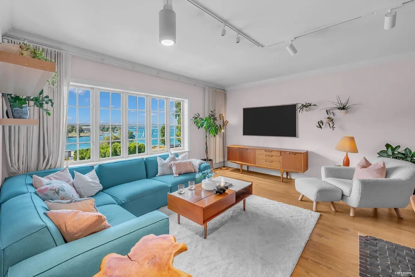 #209 – 1311 Beach Avenue