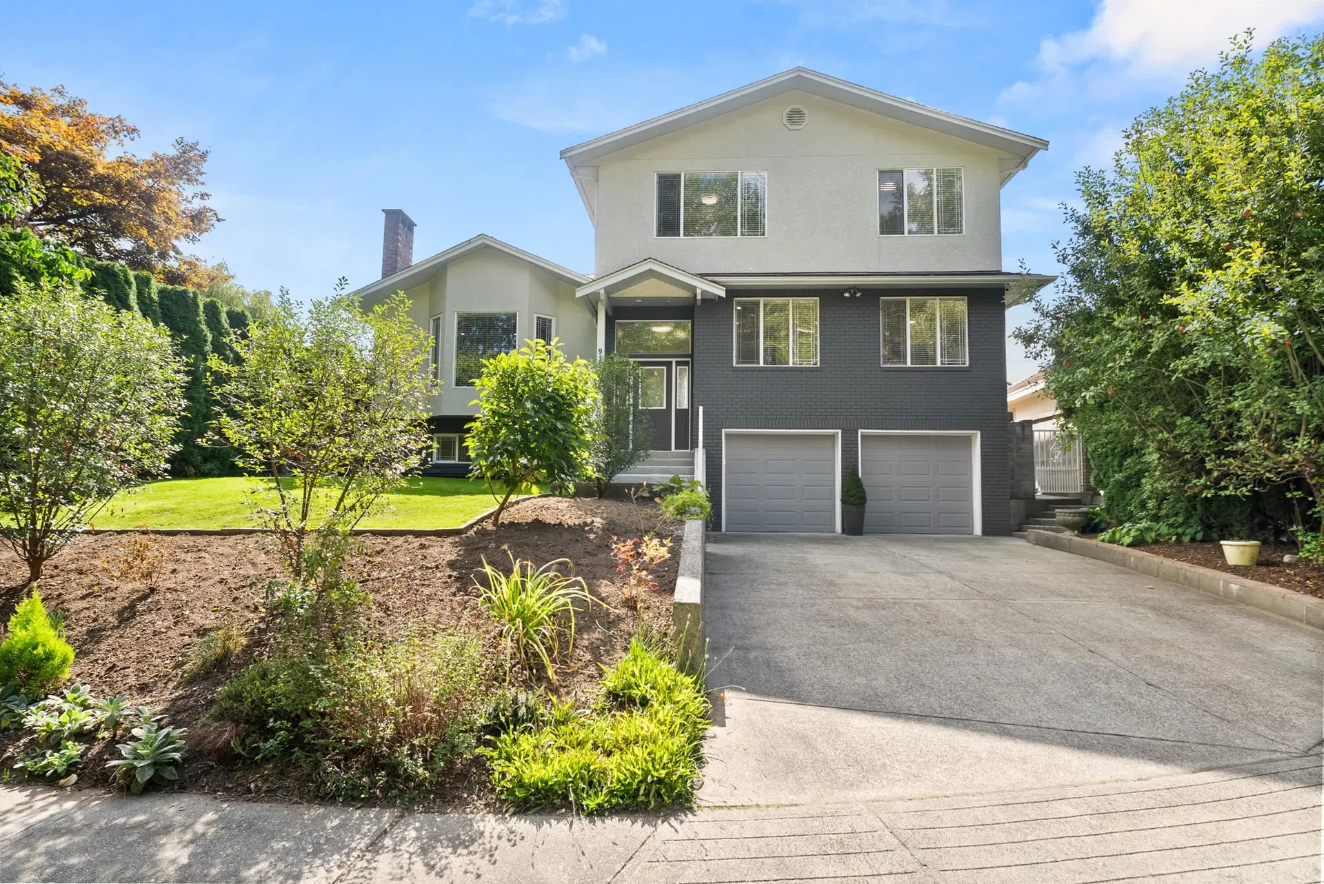 Photo 1 of 39 at 9152 Klenner Drive